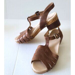 Dansko Mara Leather Open Toe T-Strap Clog Sandals Size EU 41 US 10 Brown NWOB